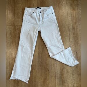 KUT from the Kloth Kelsey High Rise Ankle Flare White Jeans 6 25.5” Raw Hem